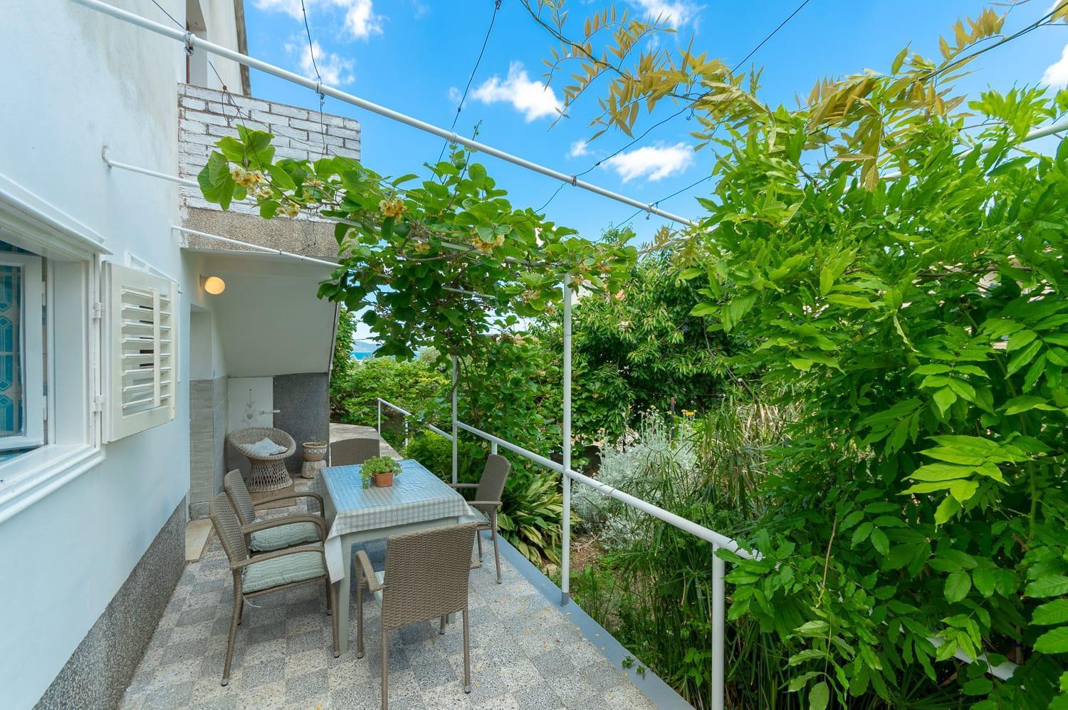 Apartma Nona Elza Trogir